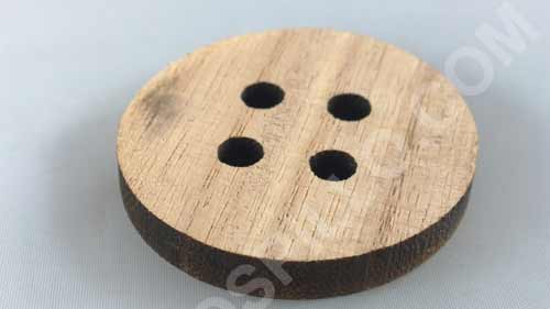 bottoni in legno di pioppo a quattro fori colore ecru chiaro beije  btl01b00x50